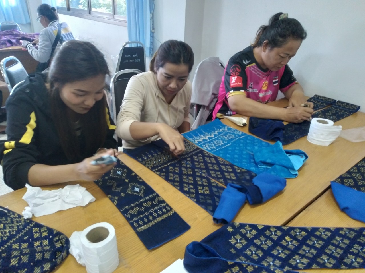 LINE ALBUM อบรมอาชีพกลุ่มแม่บ้าน ๒๔๐๘๐๕ 104