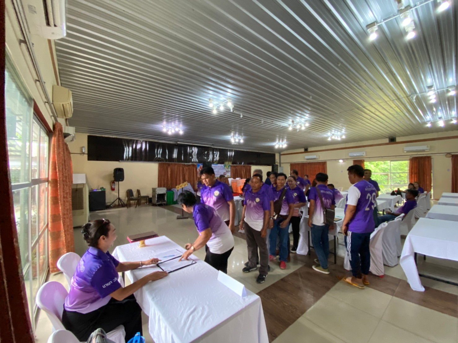 LINE ALBUM fuk xbrm laea suksa du ngan 2566 230815 459