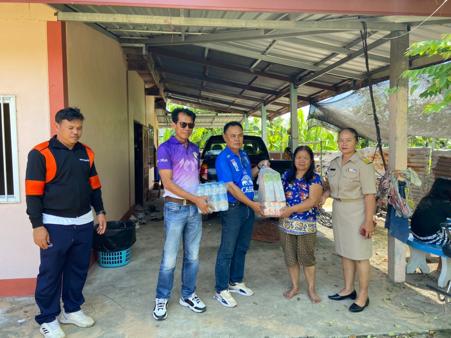 LINE ALBUM mxb khxng pen kalang ci khrxbkhraw phu thi pi thang 231016 26